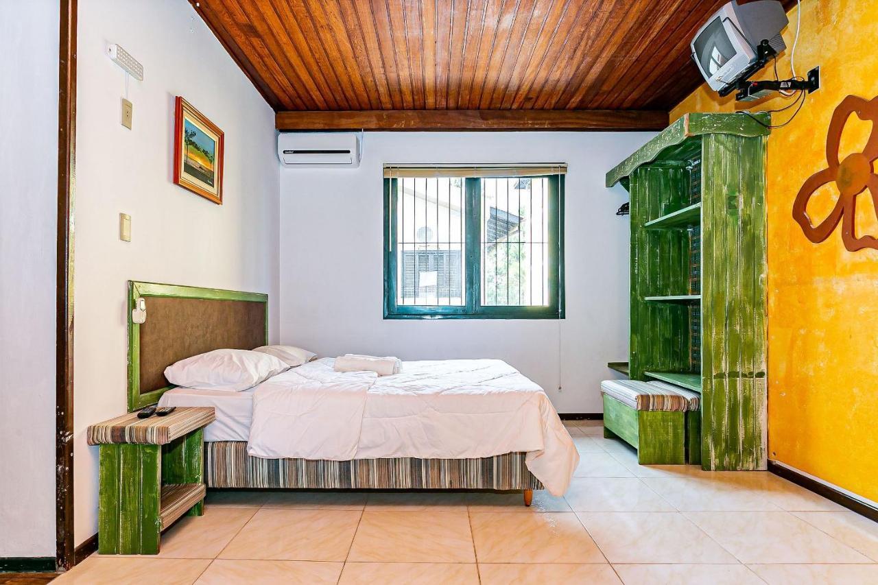 Studios Duplos E Individuais 450M Da Praia Rai Florianópolis Buitenkant foto